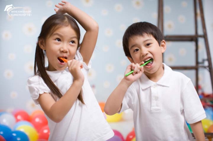Giáo dục kỹ năng sống cho trẻ mầm non như thế nào tốt?