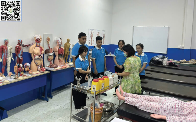 Chứng chỉ Chuyển đổi y sĩ sang điều dưỡng